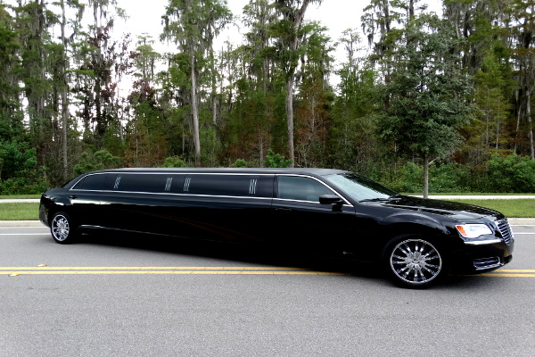 chrysler 300 limo service 1 Indianapolis