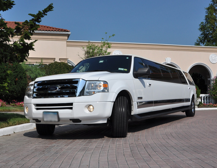 Indianapolis 15 Passenger Limo