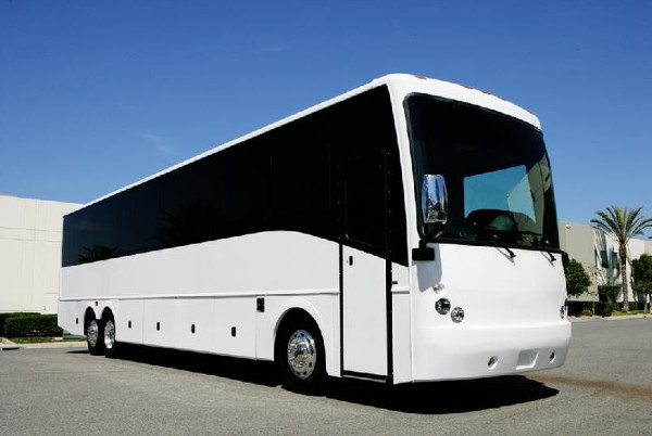 Indianapolis 50 Passenger Charter Bus